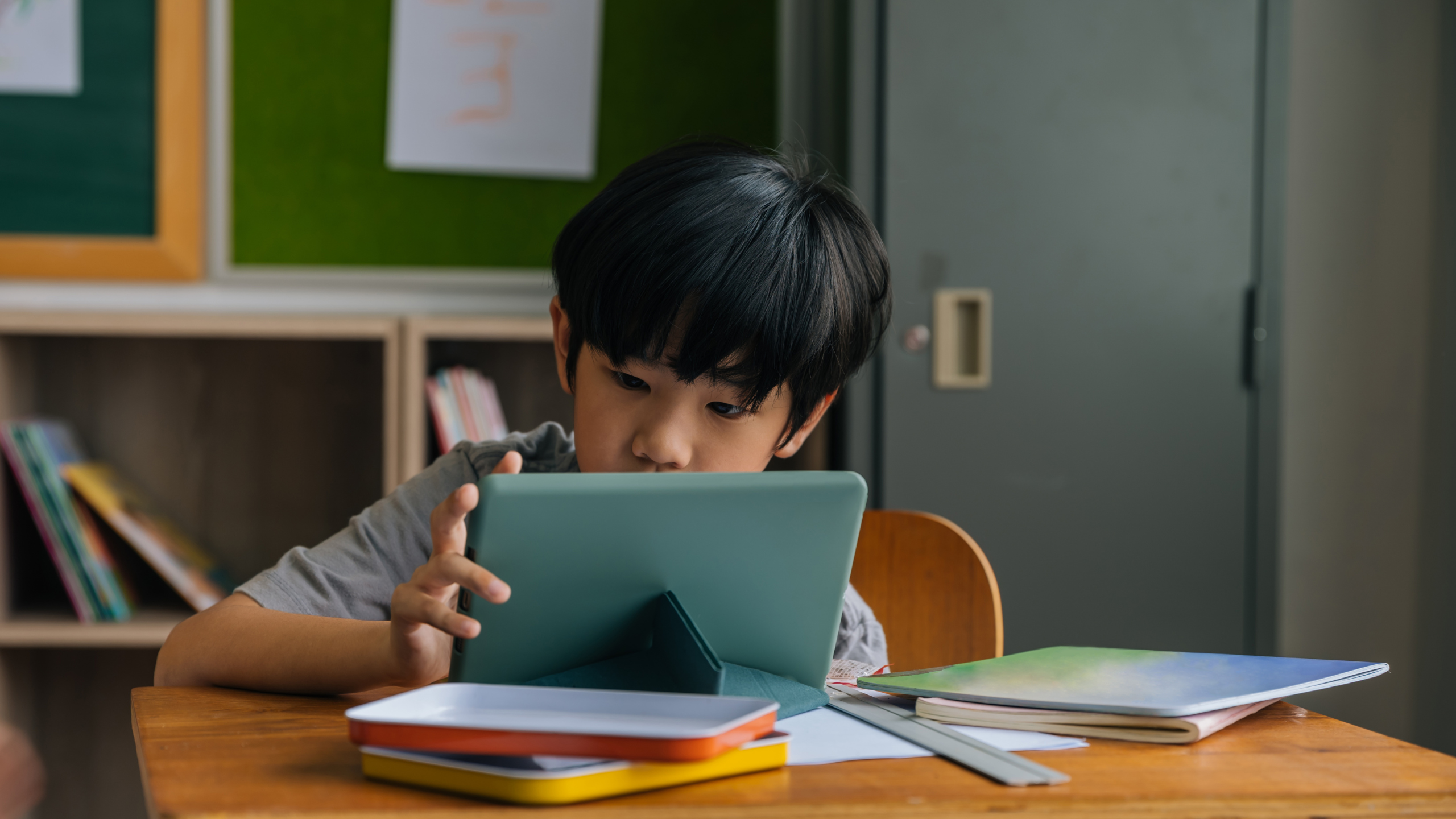 Sensibilisation à la bonne utilisation des écrans dans les écoles du territoire